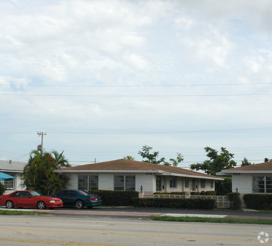 Primary Photo - Saba Apartments