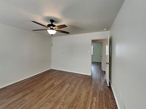 Building Photo - 24518 Cypresspark Glen Ln