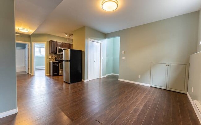 Building Photo - 502 Evergreen Boulevard