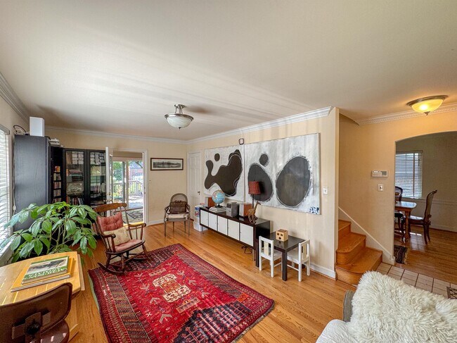 Foto del edificio - 1627 Webster St NE