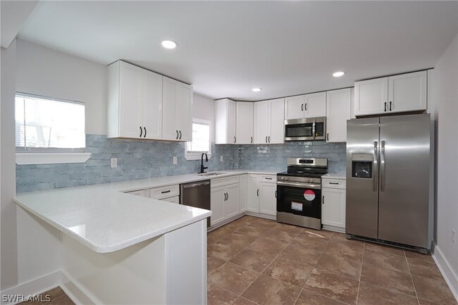 Building Photo - 135 Gulfview Ave