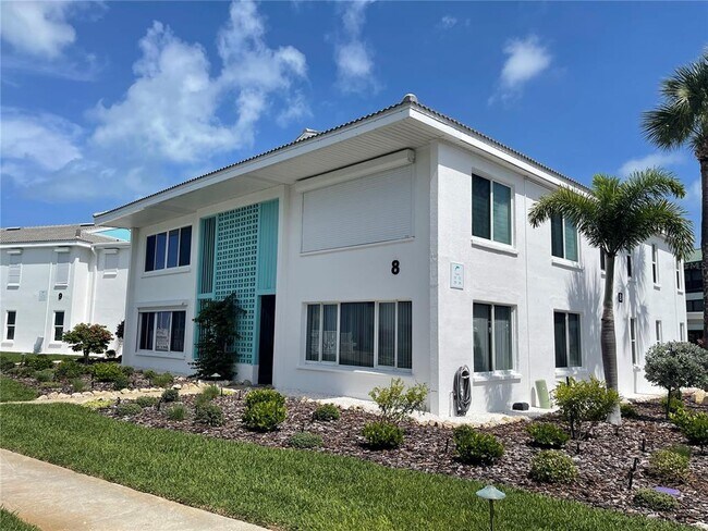 Building Photo - 5400 Gulf Dr