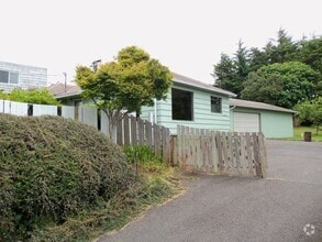 Building Photo - 91738 Cape Arago Hwy