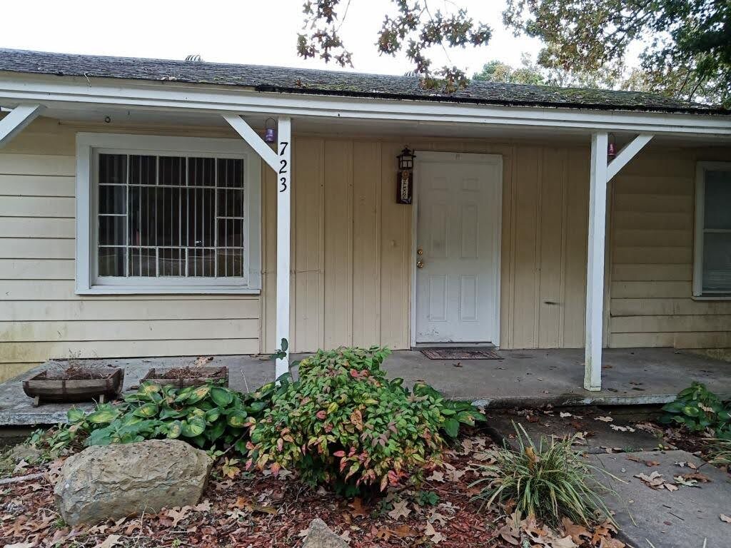 Front Elevation - 723 N Conway St