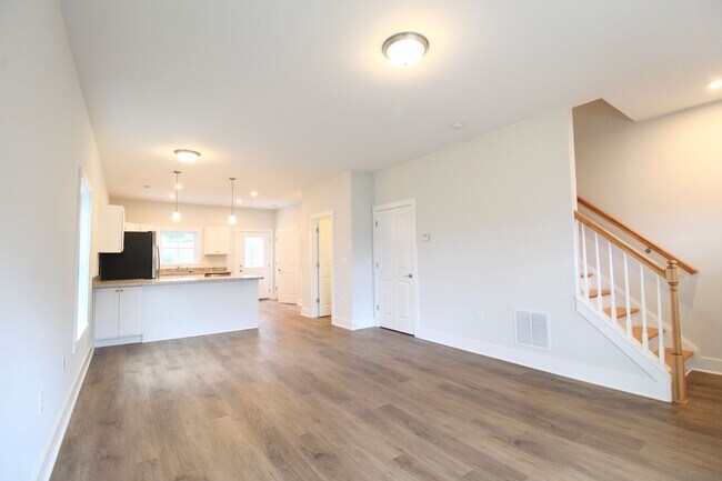 Building Photo - Brand New Townhome for rent new Downtown H...