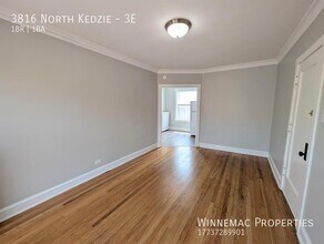 Building Photo - 3816 N Kedzie Ave