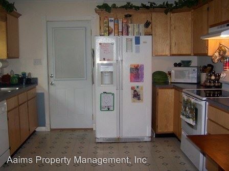 Foto del edificio - 3303 Red Fox Rd