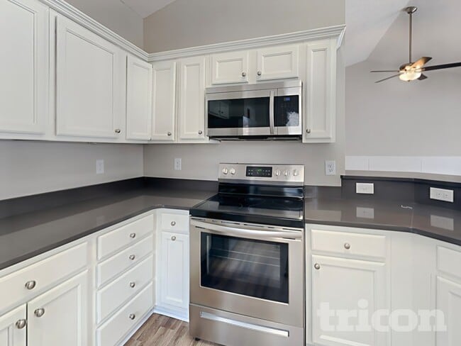 Building Photo - 153 Devon Forrest Dr