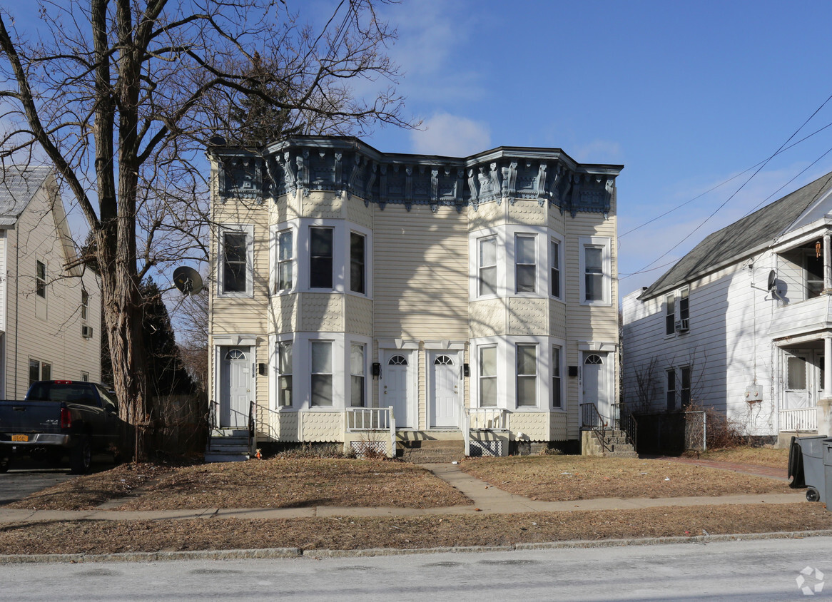 Building Photo - 1032 Helderberg Ave