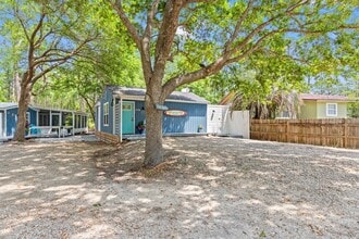 Building Photo - 2 Long Leaf Cir