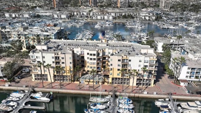  - Riviera Collection - St Tropez