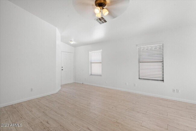 Building Photo - 14975 W Acapulco Ln