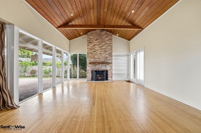 Foto del edificio - 536 W Hillsdale Blvd
