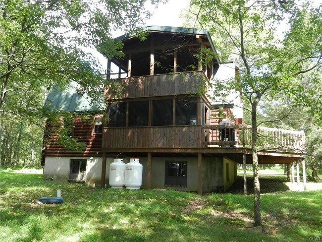 Foto del edificio - 93 Bluejay Dr