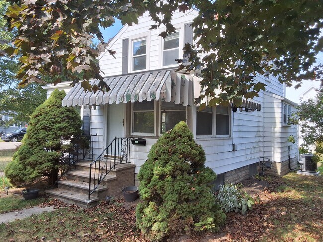 Foto del edificio - 5198 South St