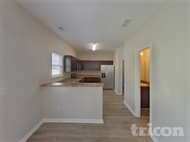 Building Photo - 30 Wyndham Ct