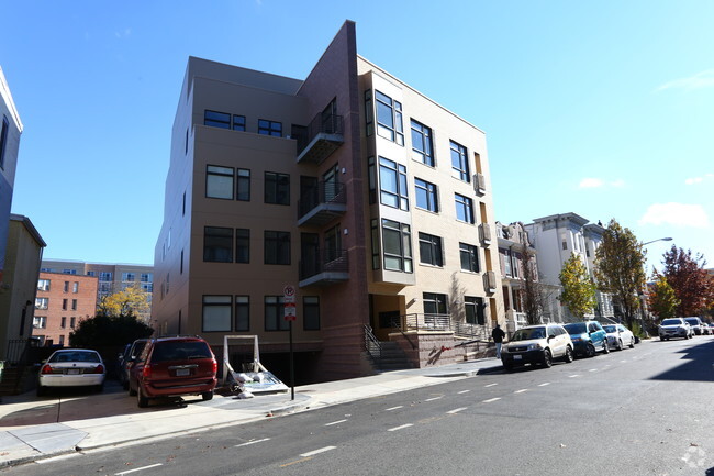 The Apex Apartments Washington, DC