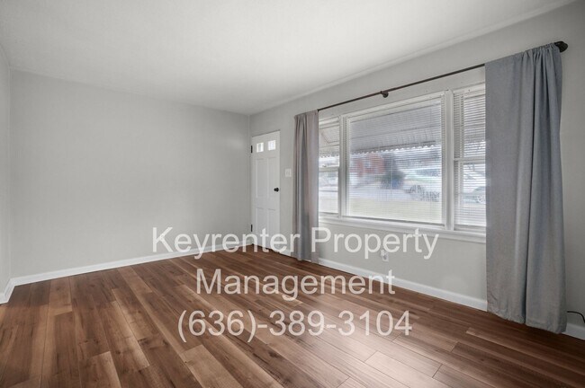 Foto del edificio - 1045 N New Florissant Rd