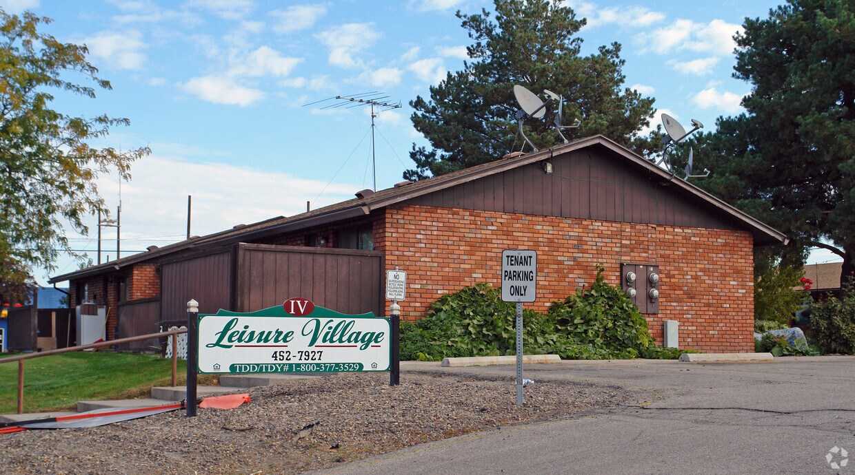 Primary Photo - Leisure Village IV