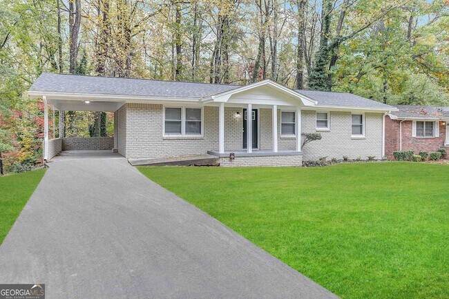 Foto del edificio - 3361 Glenview Cir SW