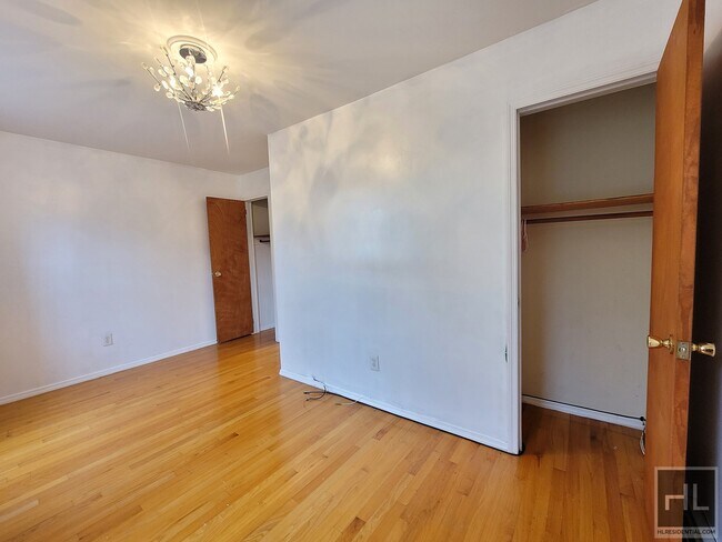 Building Photo - 120-75 131 STREET