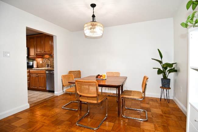 Building Photo - 5301 Westbard Cir