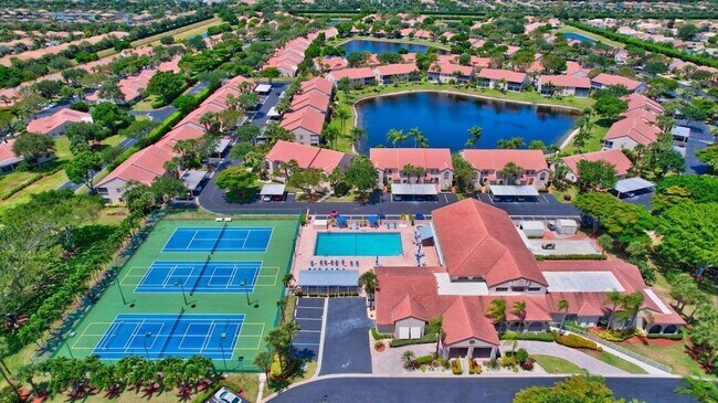 Foto del edificio - 7922 Sandy Pointe Dr