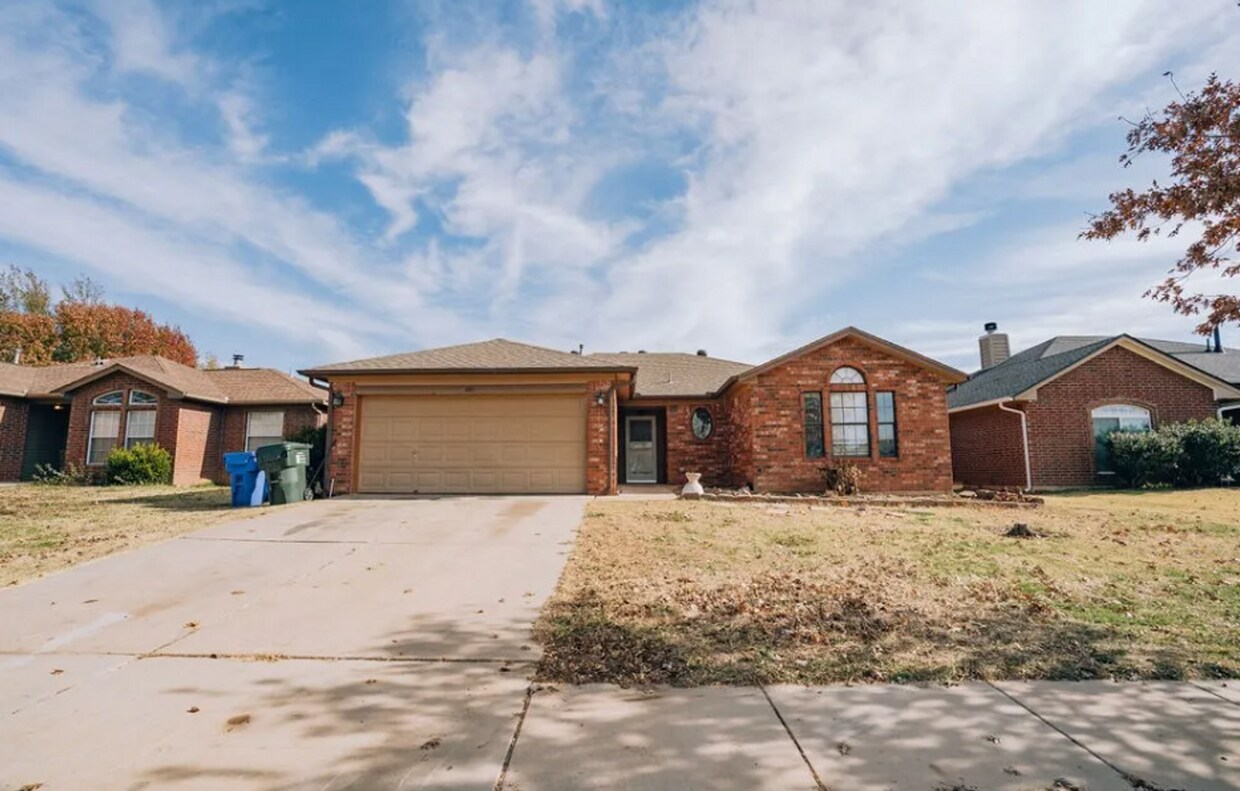 Primary Photo - Newly Renovated 3-Bed, 2-Bath Gem in Prime...