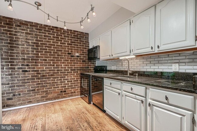 Foto del edificio - 5390 Smooth Meadow Way