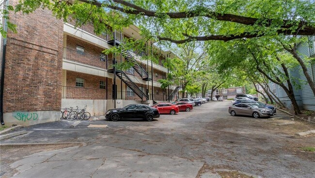 Foto del edificio - 2100 San Gabriel St