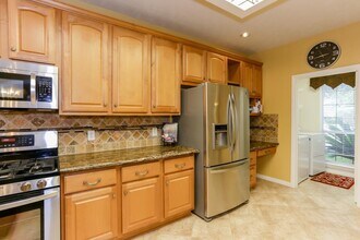 Building Photo - 1534 Brookstone Ln