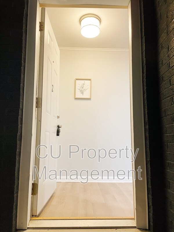 Foto del edificio - 1113 W Hill St