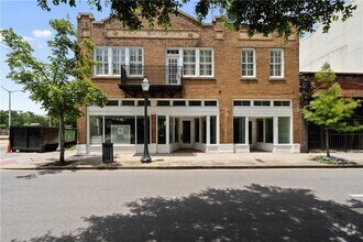 Building Photo - 362 Dauphin St