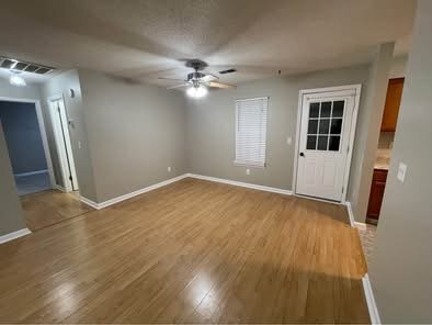 Foto del edificio - 142 Santa Fe Trail