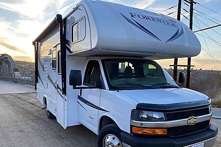 Building Photo - 22848 Cantara St