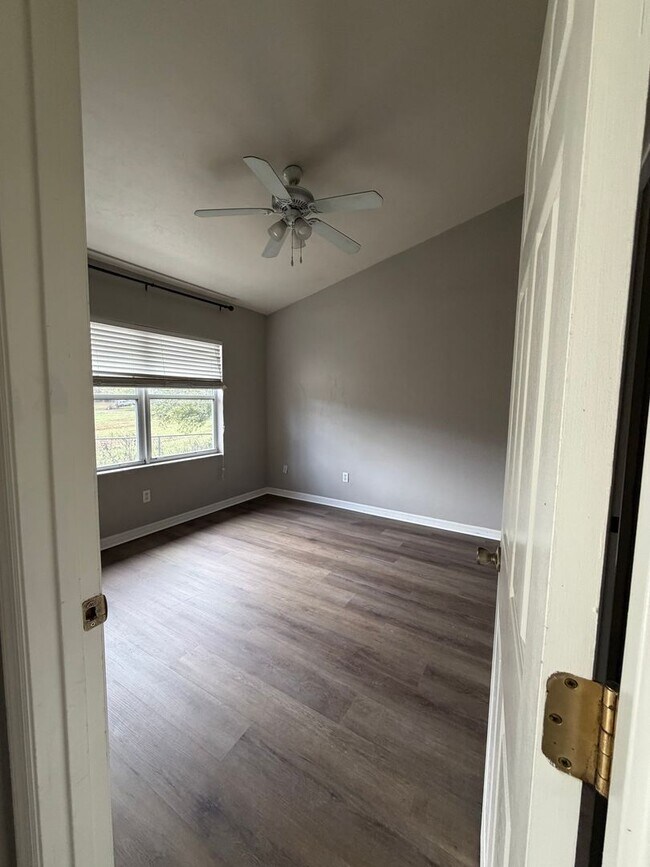 Foto del edificio - 3 Bed 2 Bath Home!