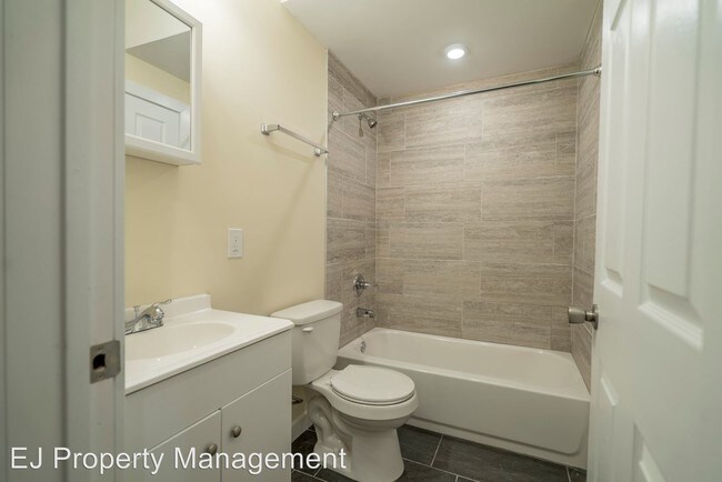Foto del edificio - 3858 W Girard Ave