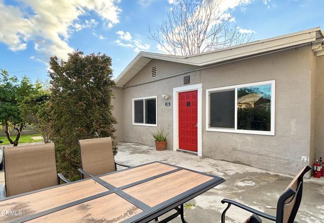 Foto del edificio - 1552 Atchison St