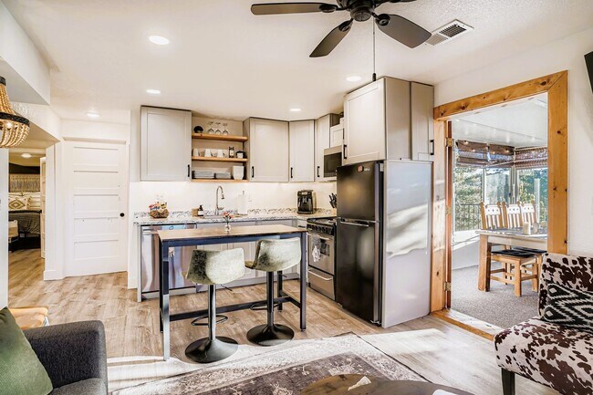 Foto del edificio - 13203 S Wamblee Valley Rd