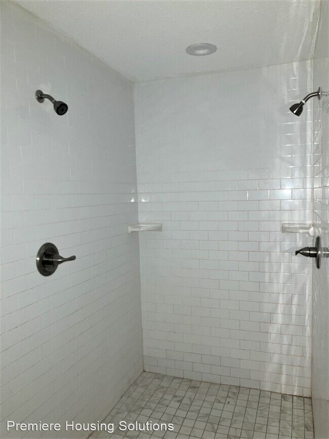 Foto del edificio - 3 br, 2 bath House - 12053 Centralia Road