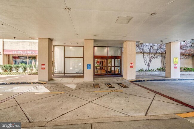 Foto del edificio - 4515 Willard Ave
