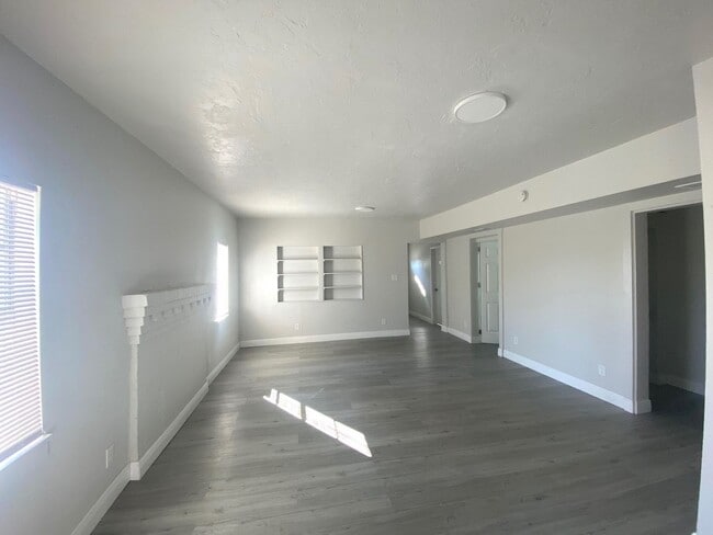 Foto del edificio - 1006 13th Ave W