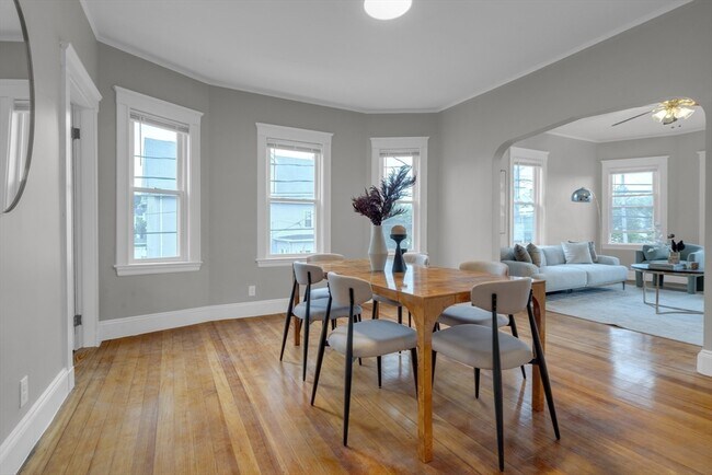 Building Photo - 71 Cypress St