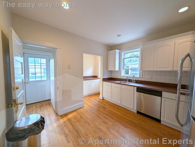 Foto del edificio - 41 Ossipee Rd