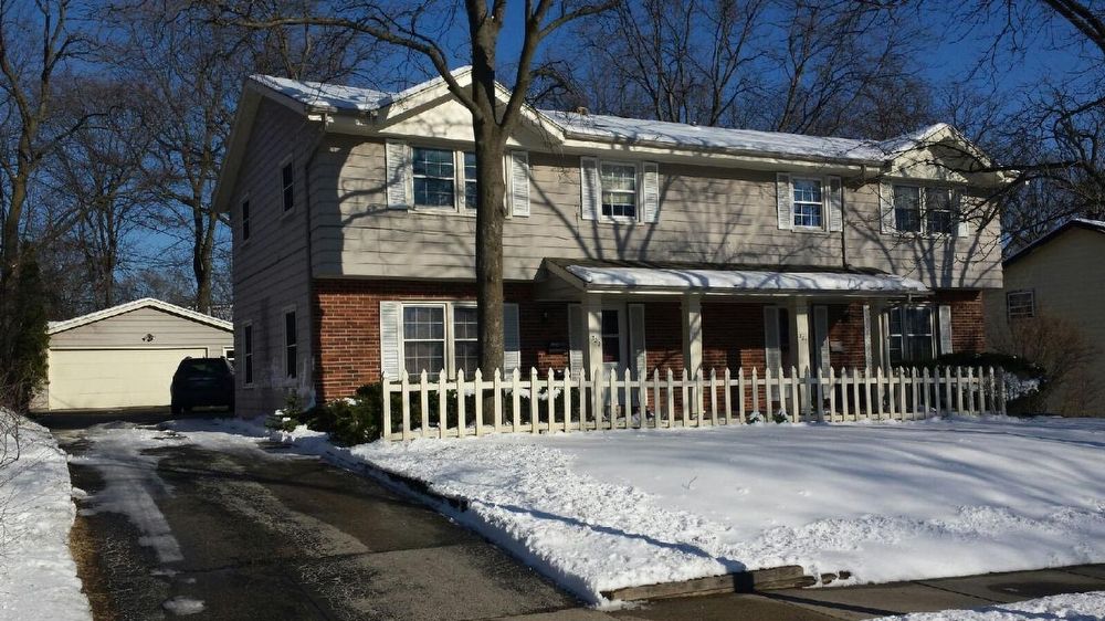 Primary Photo - 327 N Grandview Blvd