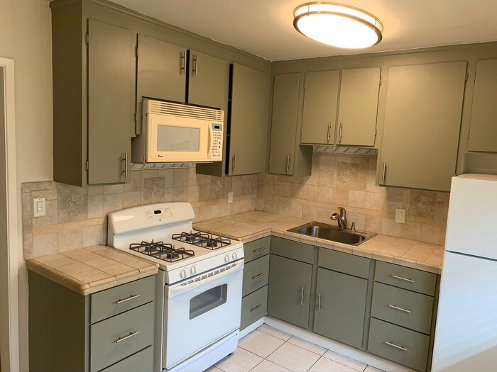 6330 Havenside Dr Unit 18, Sacramento, CA 95831 Apartment for Rent in Sacramento, CA