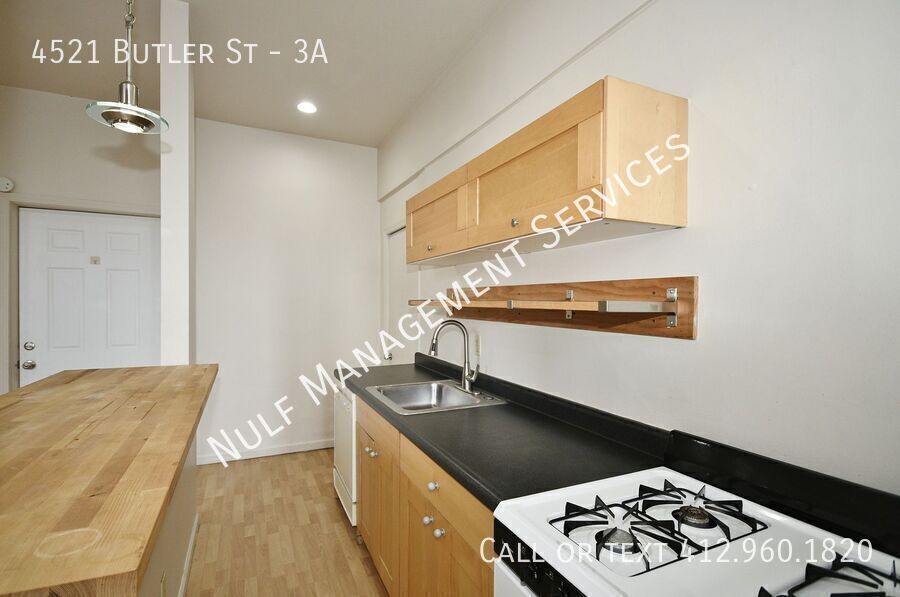 Primary Photo - 2 Bed, 1 Bath Apartment in Lawrenceville