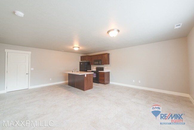 Building Photo - 3 br, 2.5 bath House - 14367 S Ashburn Way