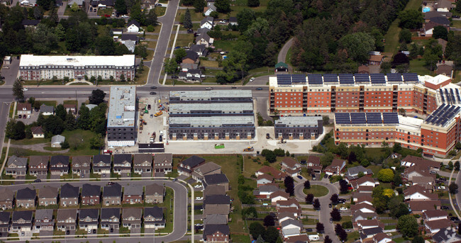 Aerial Photo - 1800 Simcoe Street North