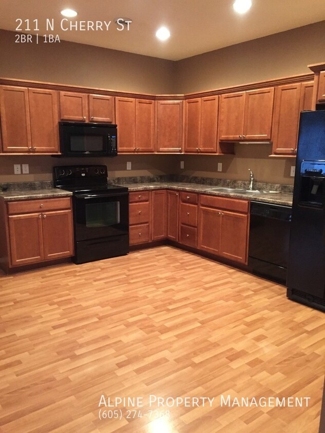 Primary Photo - 2 Bedroom Twinhome For Rent in Lennox, SD!!
